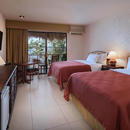 Camino Real Tikal‎ Hotell El Remate Exteriör bild