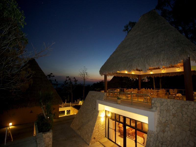 Camino Real Tikal‎ Hotell El Remate Exteriör bild